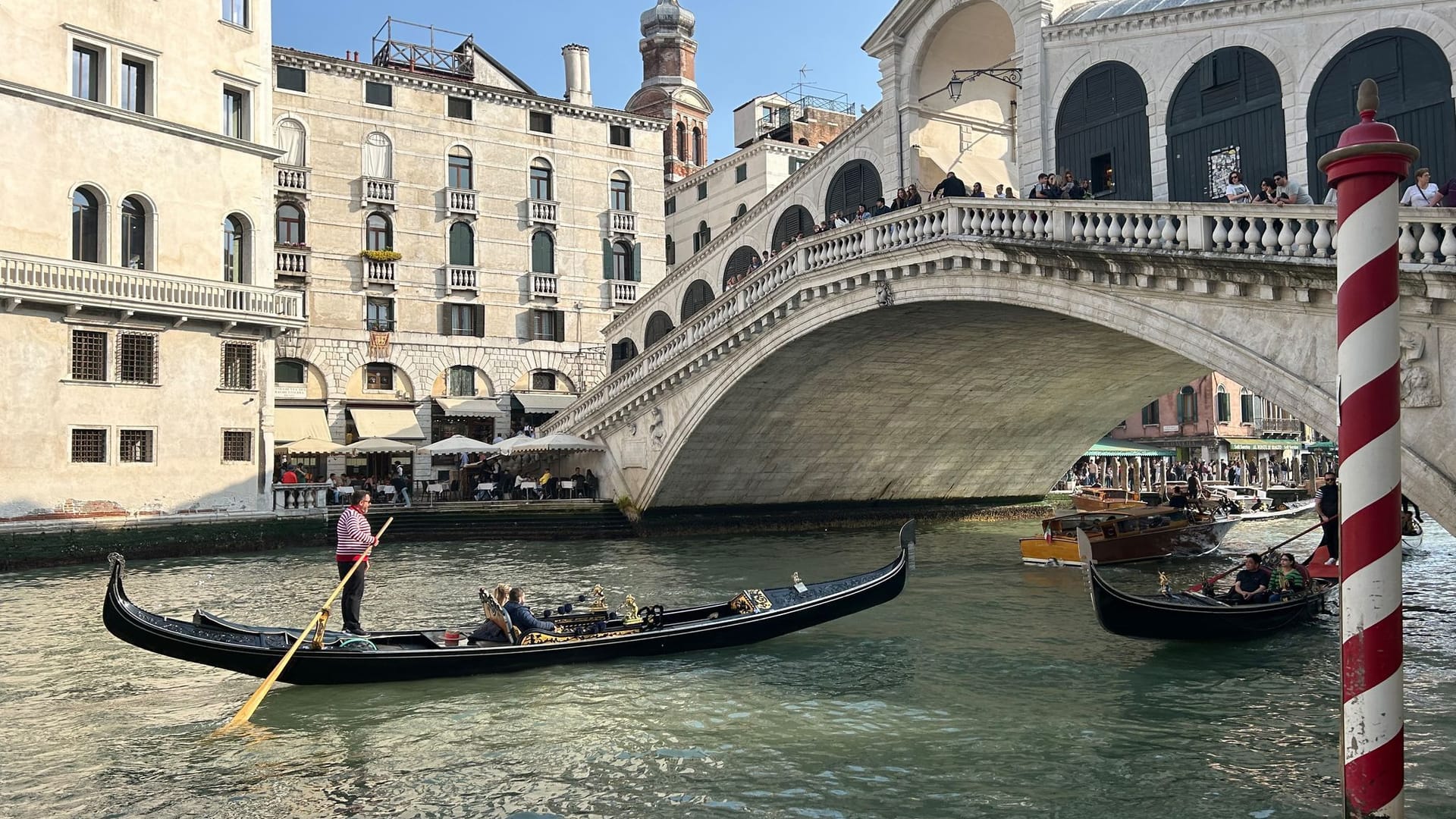 Die Rialtobrücke in Venedig Die Rialtobrücke in Venedig