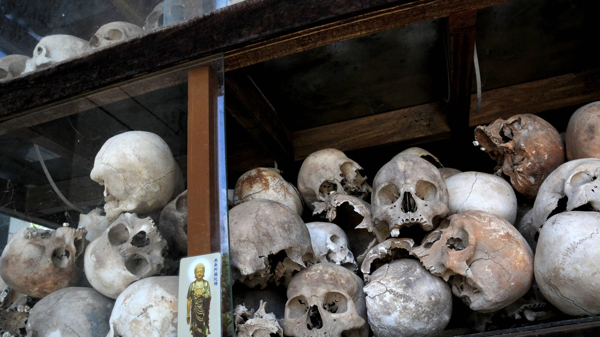 Schädel im Tuol-Sleng-Genozid-Museum bei Phnom Penh: Die Gedenkstätte gehört ab jetzt zum Welterbe der Unesco. Schädel im Tuol-Sleng-Genozid-Museum bei Phnom Penh: Die Gedenkstätte gehört ab jetzt zum Welterbe der Unesco.
