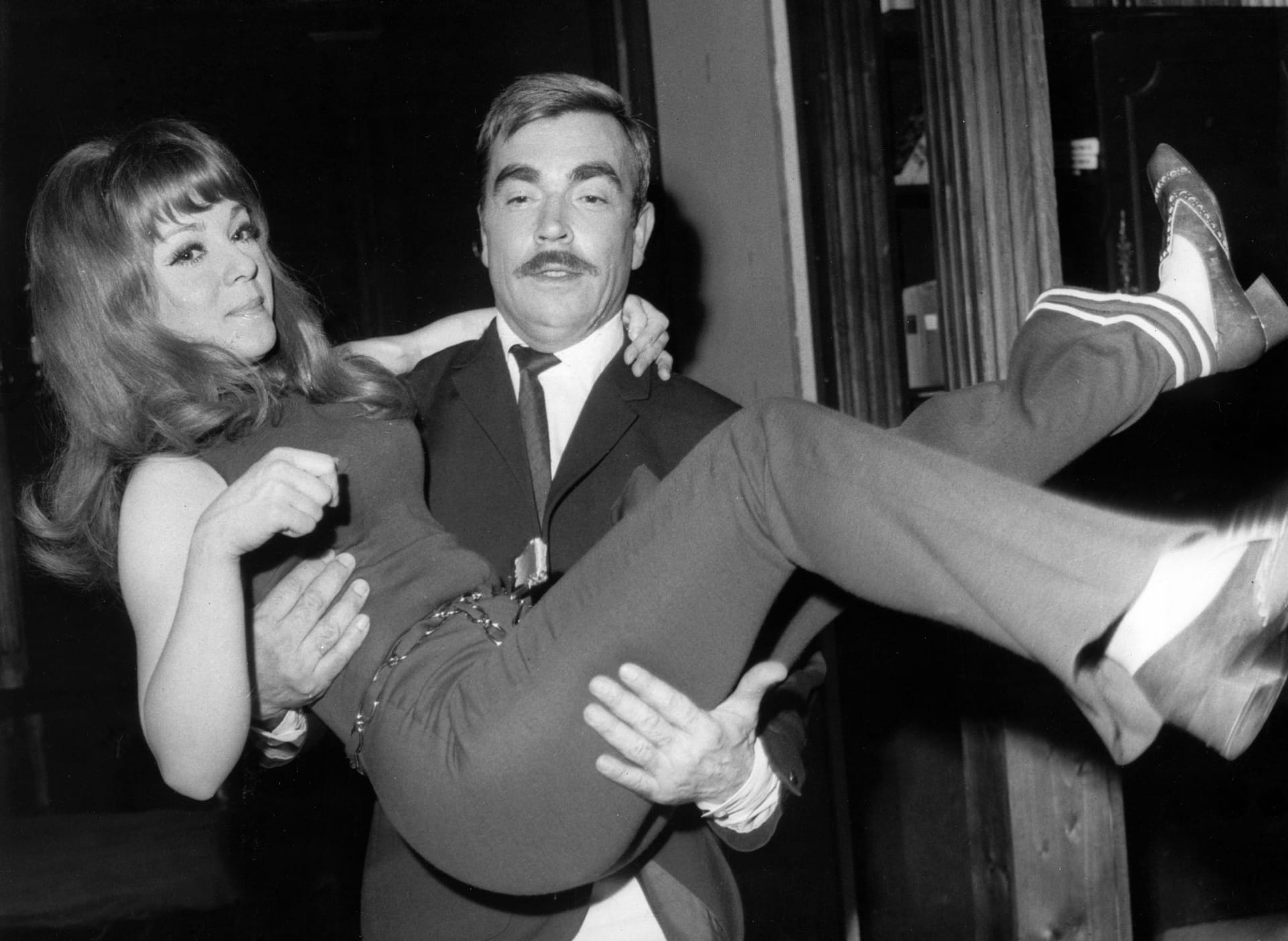 Anita Kupsch spielte auch viel Theater, so etwa 1968 mit Claus Biederstaedt an der Berliner Komödie am Kurfürstendamm.