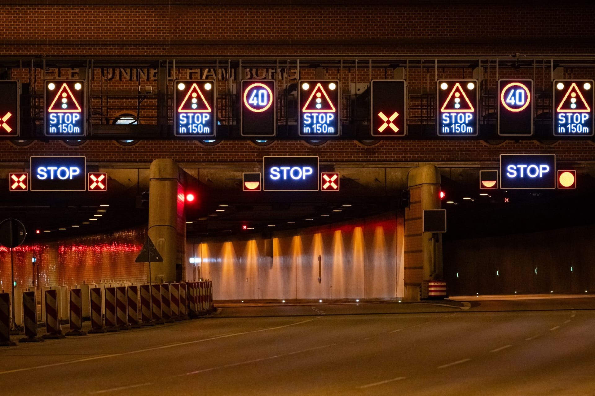 Elbtunnel in der Nacht gesperrt