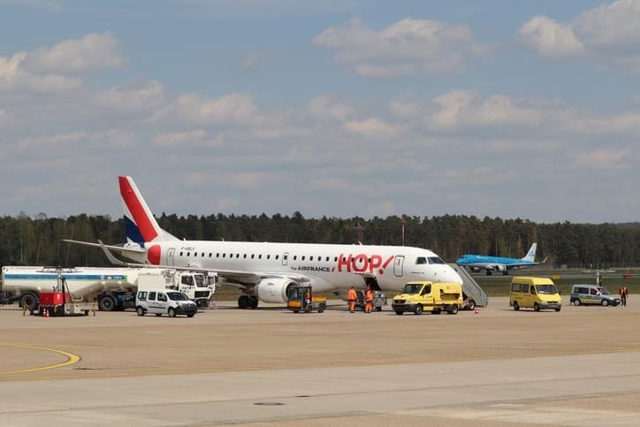 Ein Flugzeug von Air France am Nürnberger Flughafen: Die Franzosen werden in Franken bald öfter zu Gast sein.