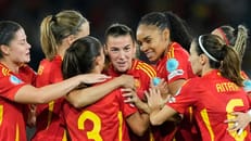 Spanien sichert Gruppensieg – Italien trotz Pleite weiter