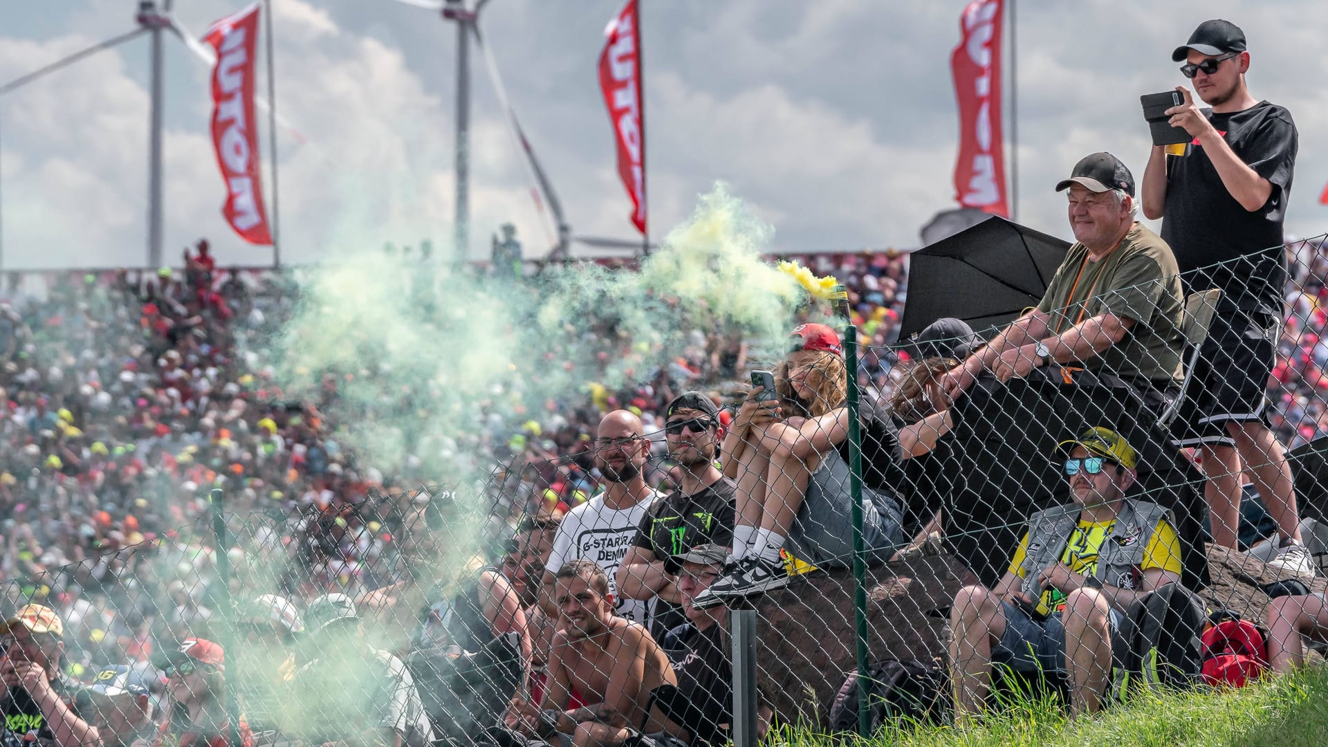 MotoGP am Sachsenring: Die meisten Fans sind wegen der fahrerischen Leistungen der Piloten gekommen (Archivbild).