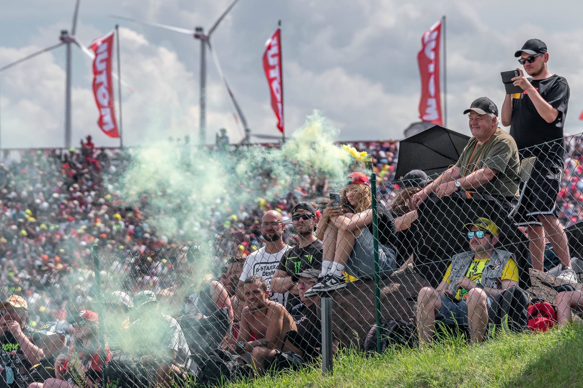 MotoGP am Sachsenring: Die meisten Fans sind wegen der fahrerischen Leistungen der Piloten gekommen (Archivbild).