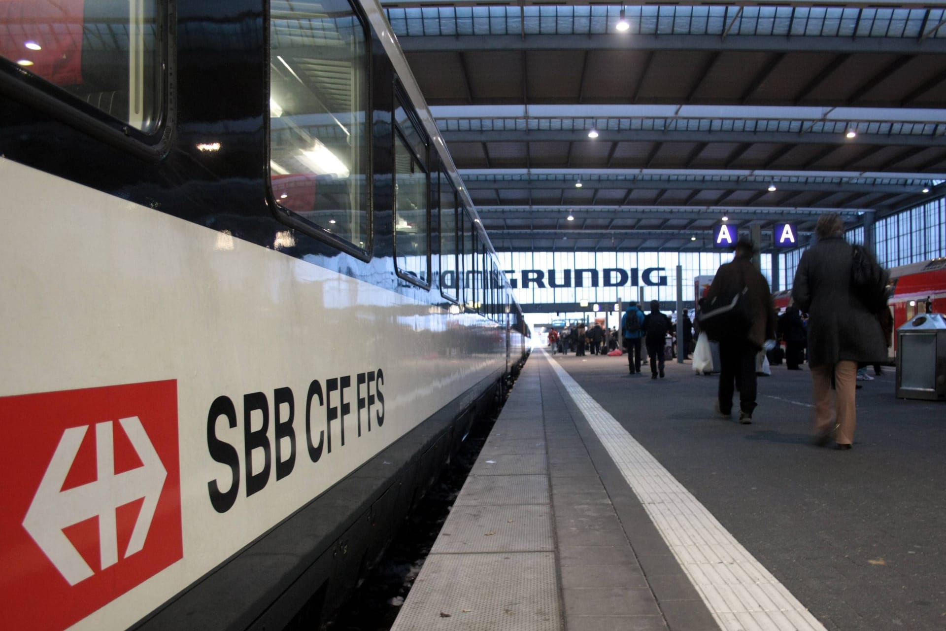 Eurocity in München (Archivbild): Ein Zug musste geräumt werden.
