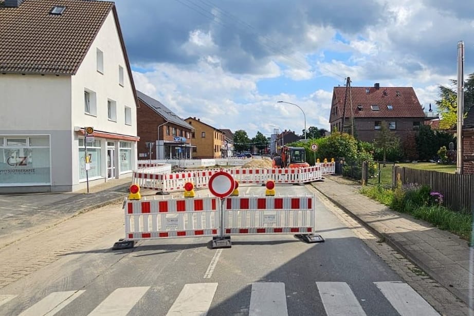 Sperrung an der Hauptstraße: In Wenden bleibt der Verkehr vorerst eingeschränkt.