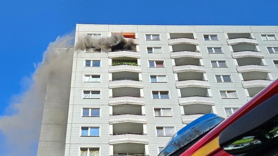 Der Einsatzort: Die Rauchentwicklung ist deutlich zu erkennen.