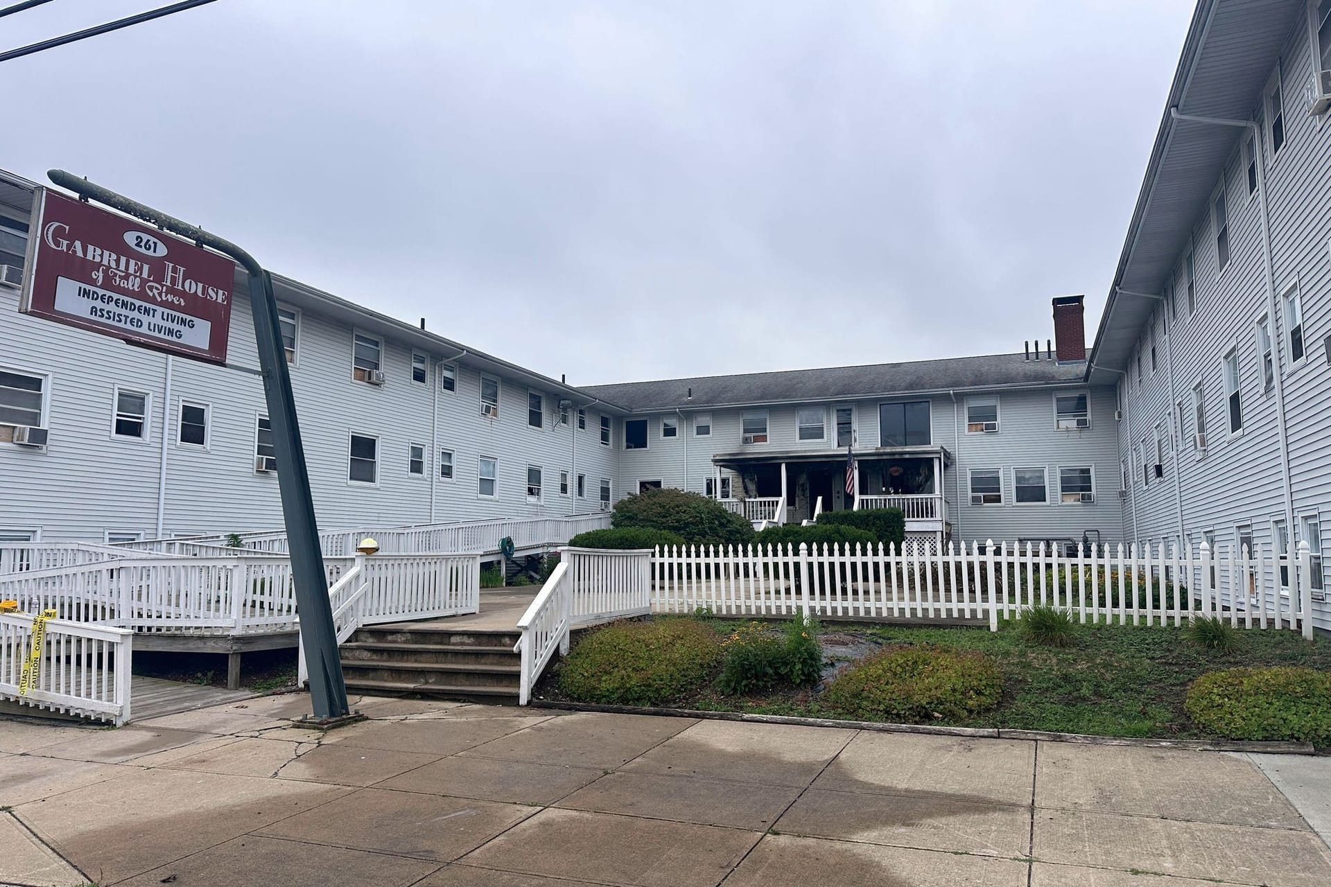 Brand in betreutem Wohnheim in Massachusetts