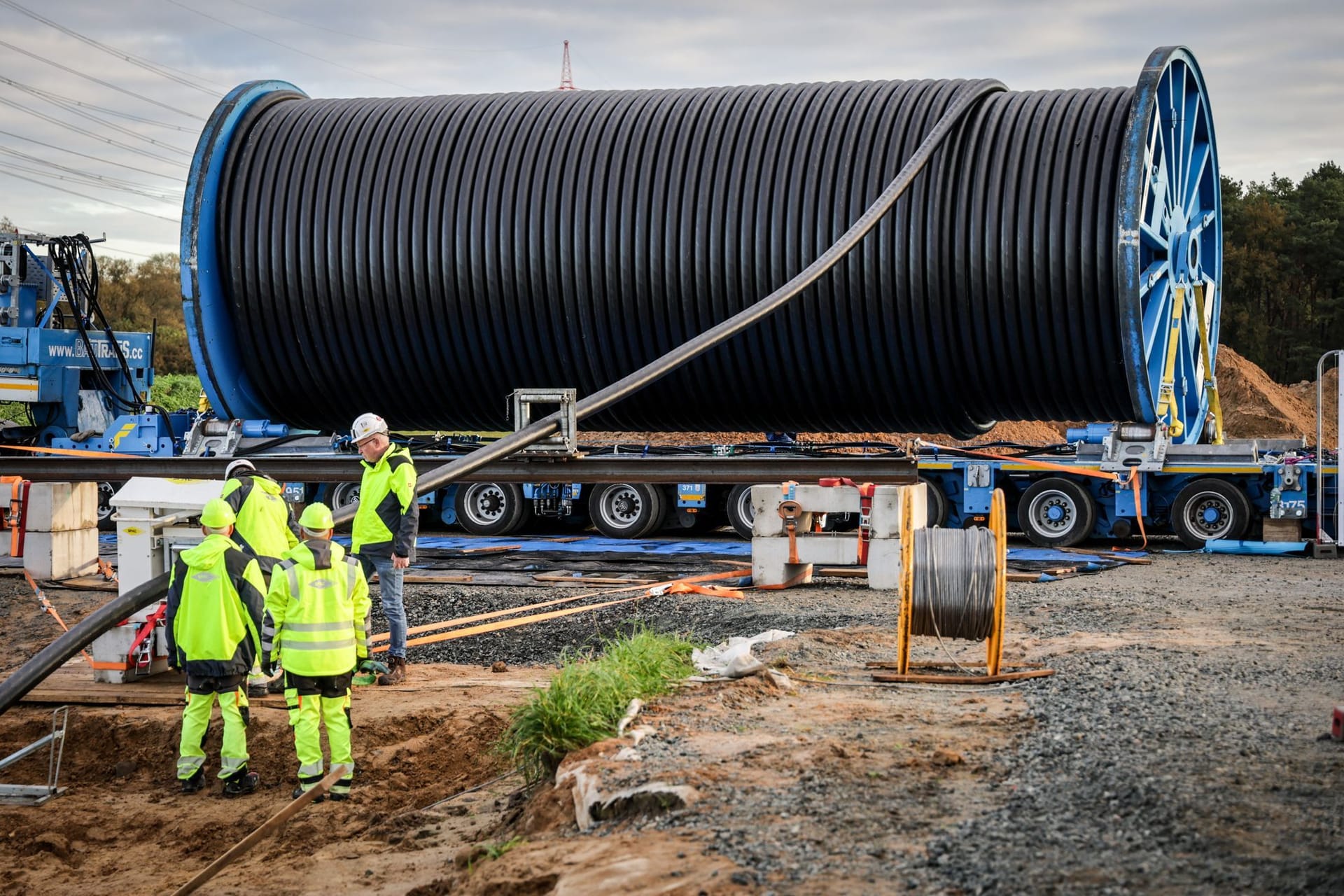Erster Kabeleinzug bei Suedlink