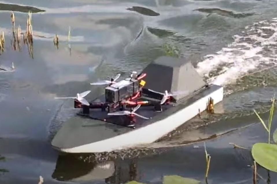 Mit einer neuen Wasserdrohne kann die Ukraine von Flüssen aus angreifen.
