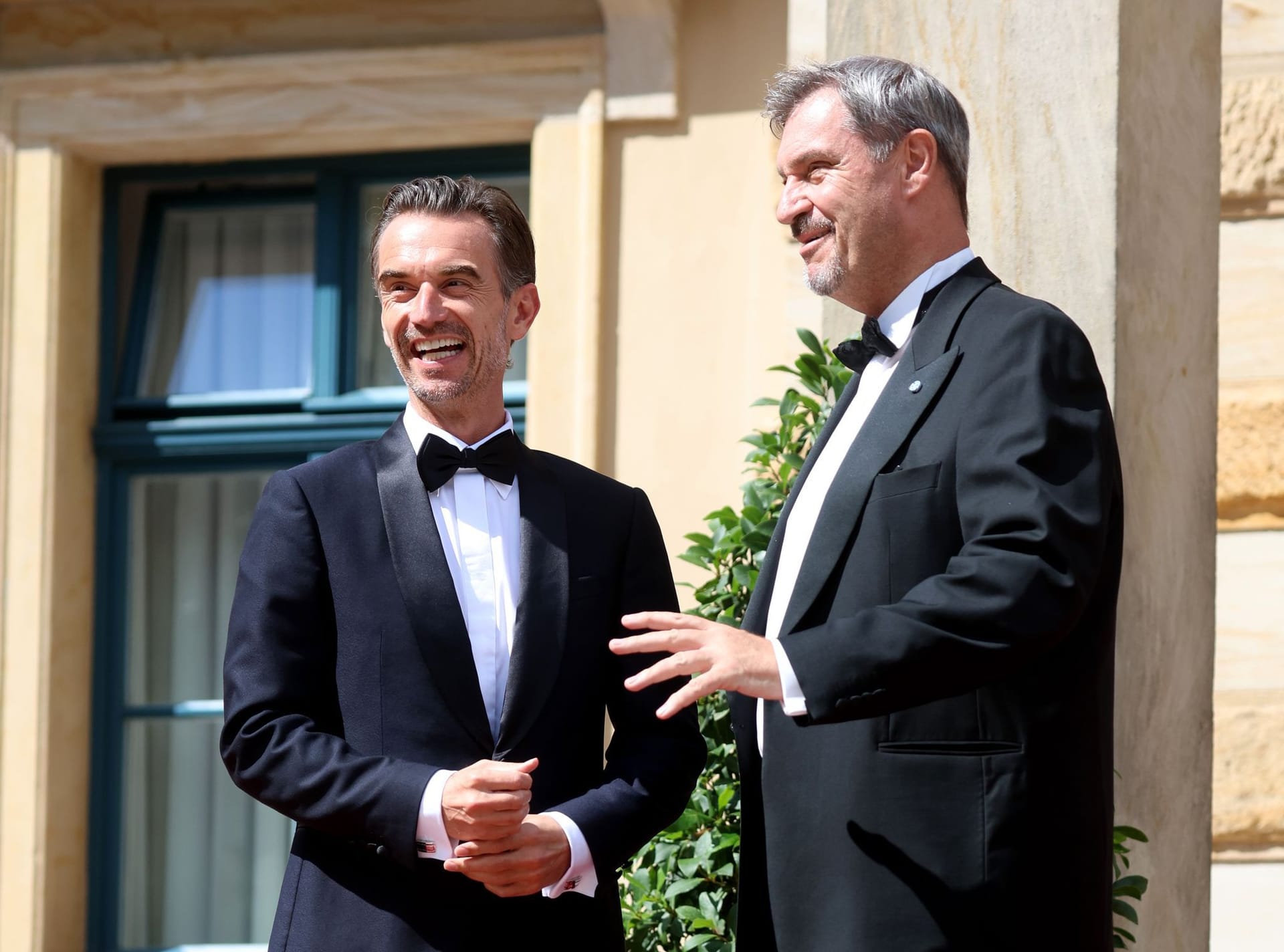 Florian Silbereisen (l.), und Markus Söder unterhielten sich vor dem Beginn der Oper.