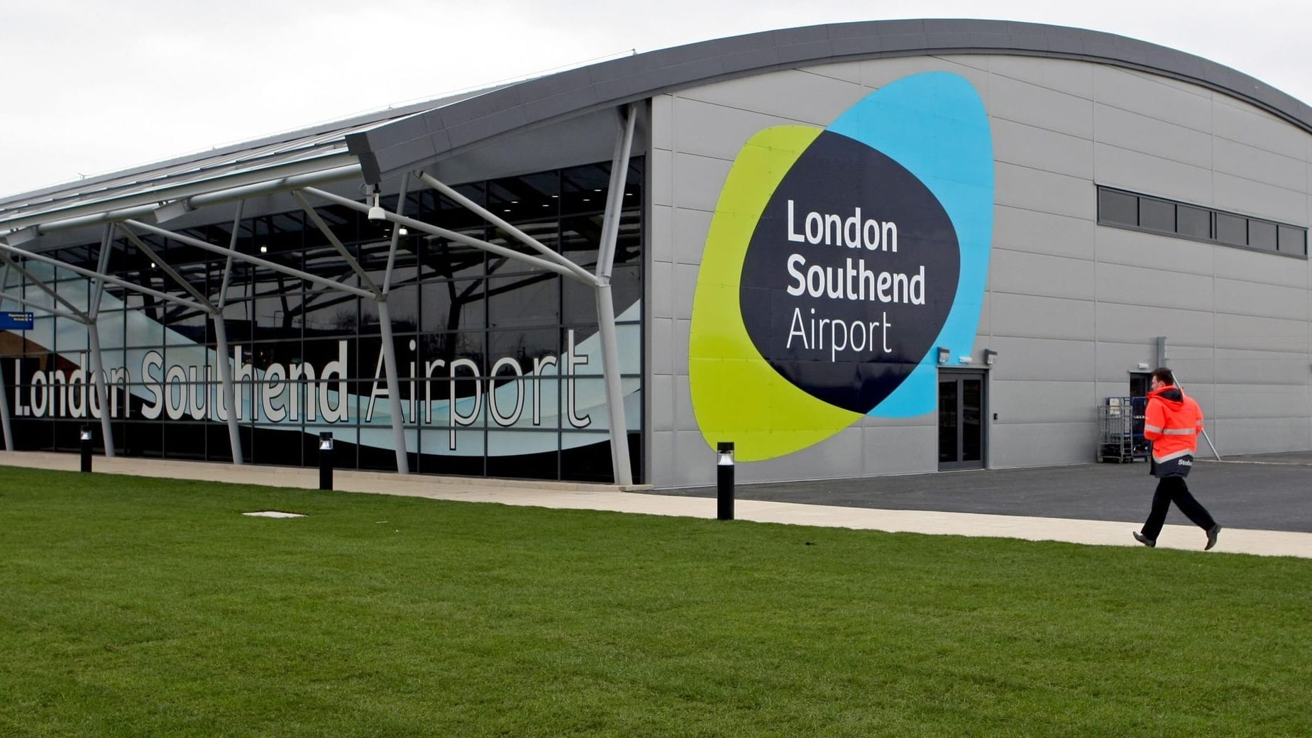 Flugzeugabsturz am Flughafen Southend Flugzeugabsturz am Flughafen Southend
