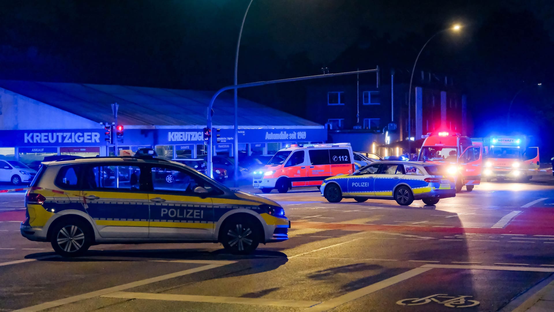 Der Einsatzort: Die Polizei sperrte das Gebiet weiträumig ab.