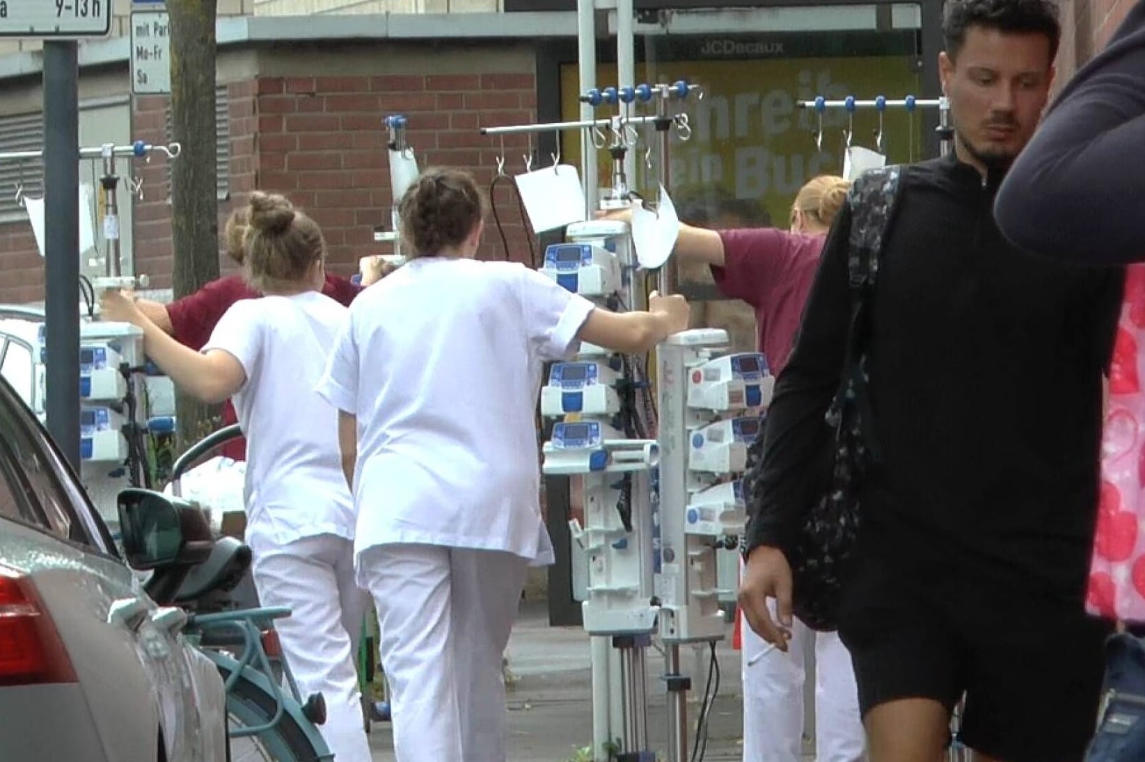 Am Donnerstag müssen große Teile der Uniklinik evakuiert werden: Schon Tage vorher werden weitreichende Vorbereitungen getroffen.
