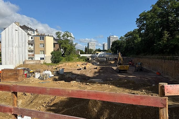 Eine Baustelle: Mit dem "Bauturbo" will die Bundesregierung Abhilfe bei der Wohnungsnot in Deutschland schaffen.