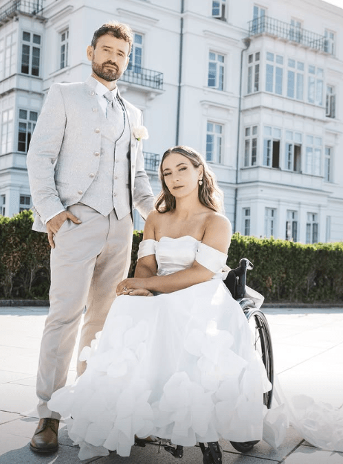 Michael Seidenbecher und Kristina Vogel: Auf Instagram präsentieren sie ihre Outfits für die Feier am Samstag.