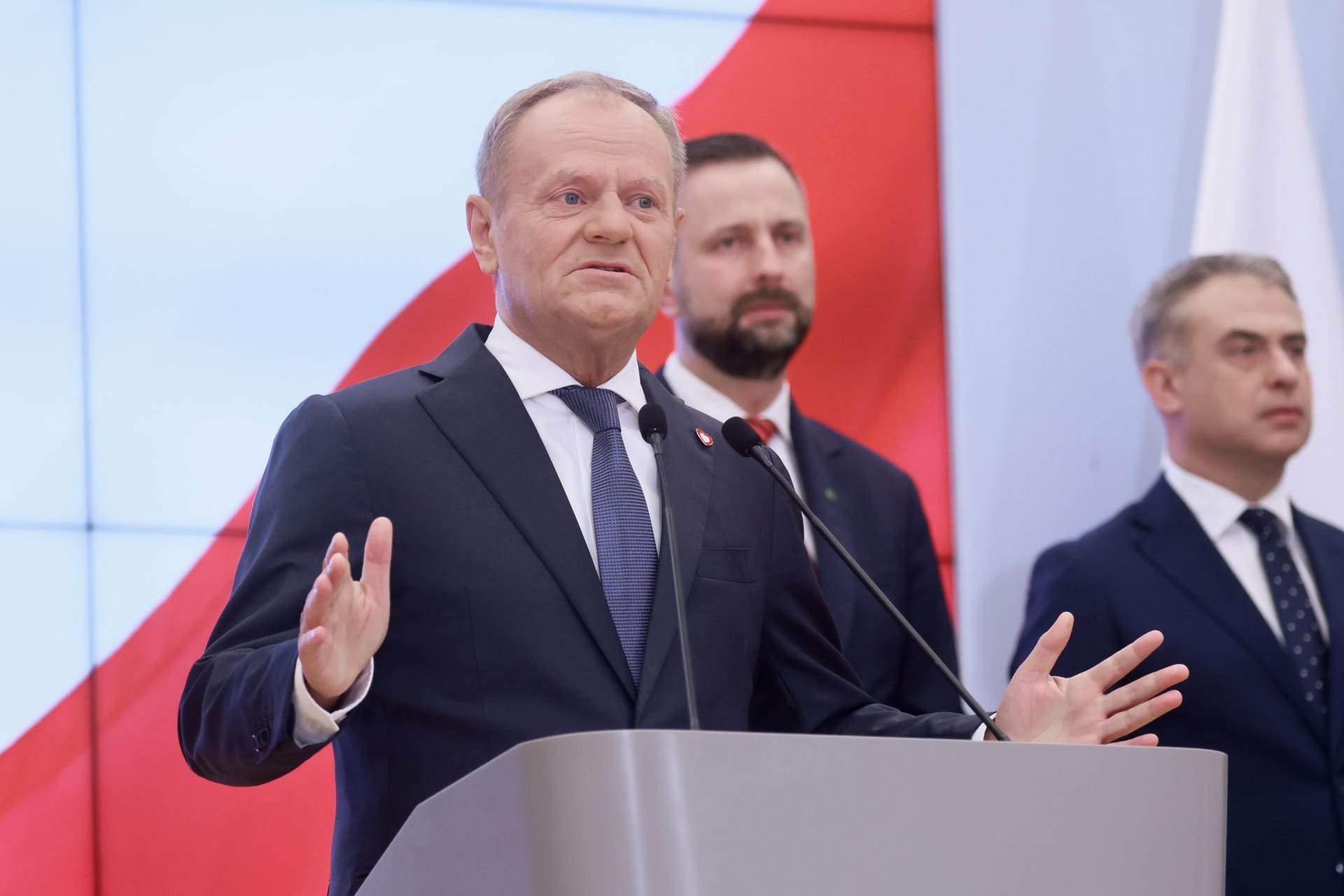 Tusk informiert über Regierungsumbildung