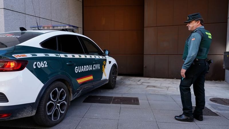 Haftgericht in Oviedo: Die Kinder hatten das völlig vermüllte Haus seit Corona nicht verlassen dürfen.
