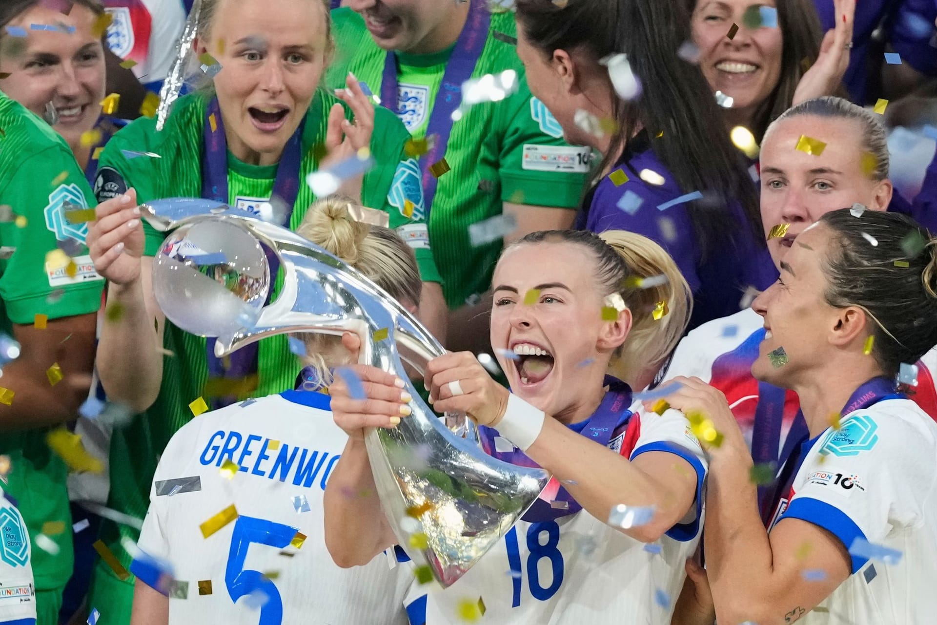 Chloe Kelly: Die Nationalspielerin feierte mit England die Titelverteidigung bei der Europameisterschaft.