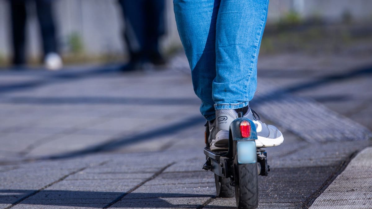 Versicherer: Leih-Scooter verursachen häufiger Unfälle