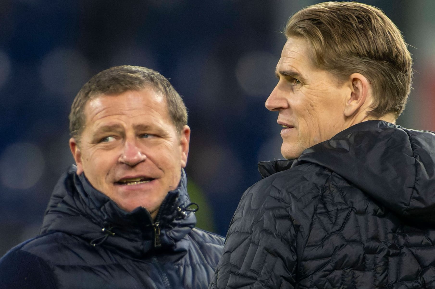 Christoph Freund (r.) neben Max Eberl: Der Sportdirektor des FC Bayern wird einem Bericht zufolge von seinem alten Arbeitgeber umworben.