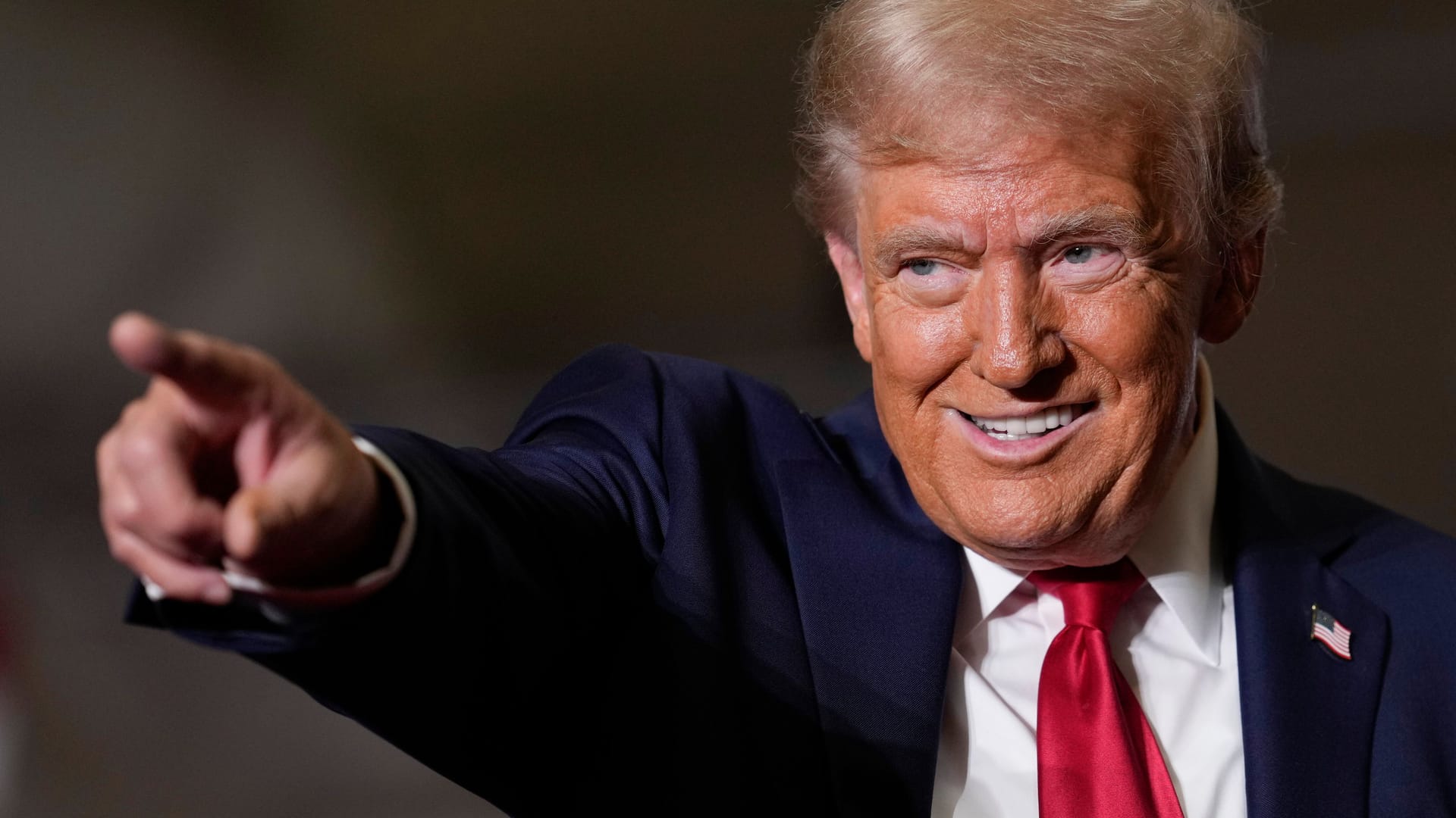 Donald Trump (Archivbild): Die Zolldrohungen des US-Präsidenten betreffen vor allem Deutschlands Wirtschaft.