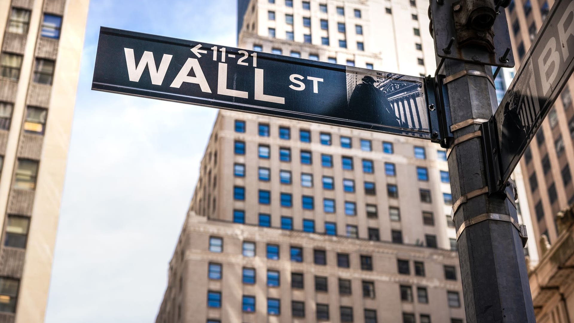 Wall Street in New York: Trotz Rekorden an den US-Börsen zeigen sich erste Schwächen. Wall Street in New York: Trotz Rekorden an den US-Börsen zeigen sich erste Schwächen.