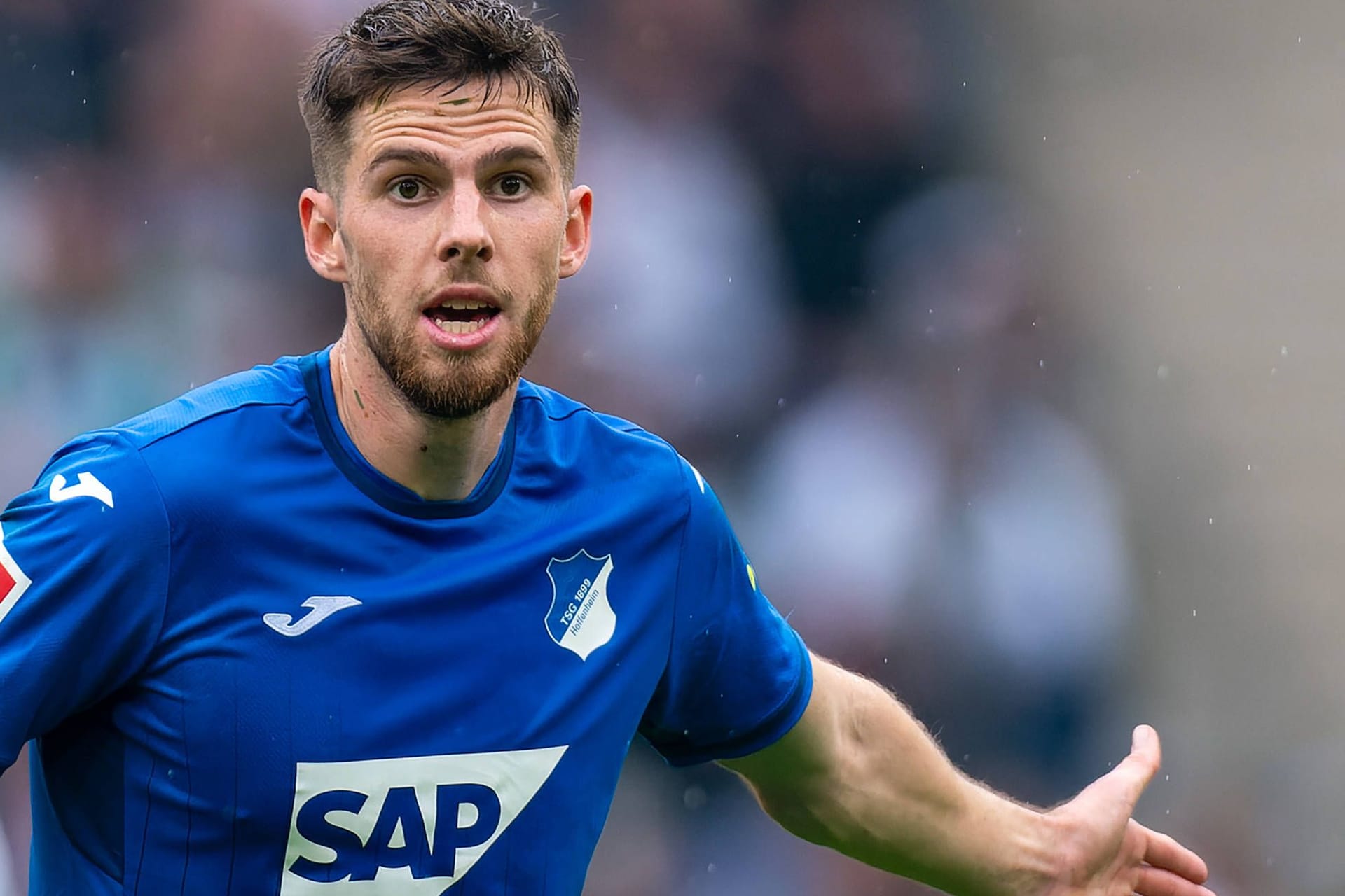 Anton Stach: Den 26-Jährigen zieht es nach England.