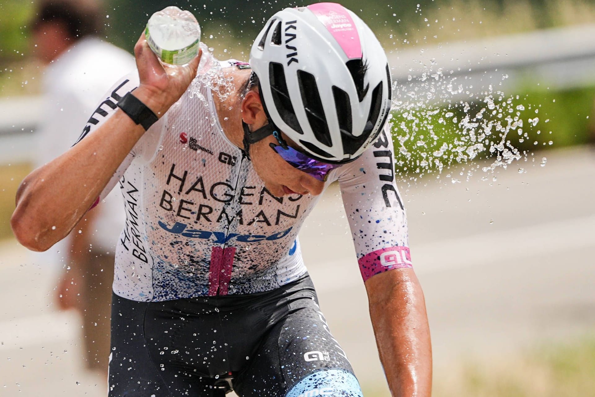 Samuele Privitera: Das schwere Unglück des italienischen Radsportlers ereignete sich 35 Kilometer vor dem Ziel.