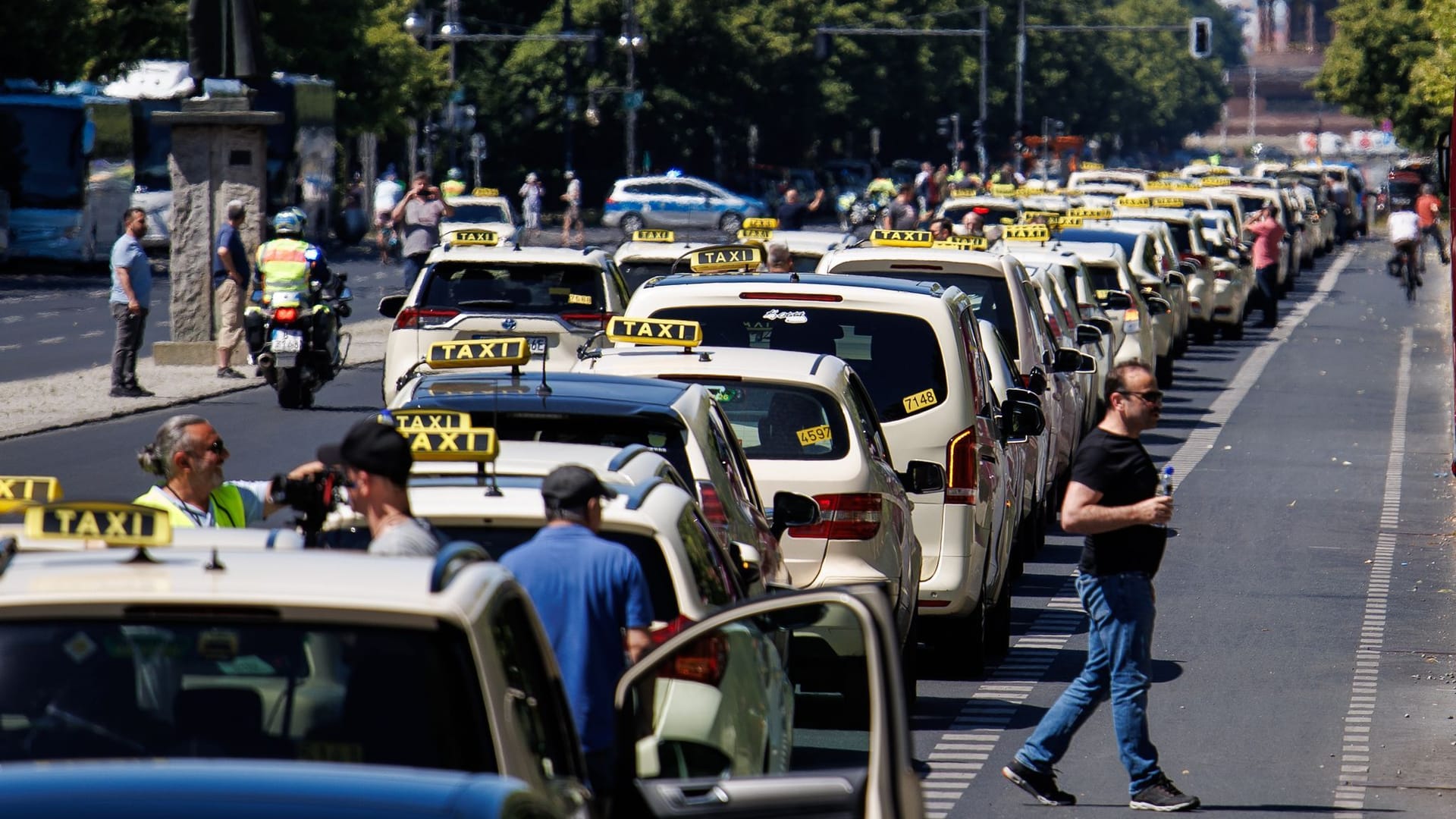 Bundesweiter Protesttag des Taxi-Gewerbes