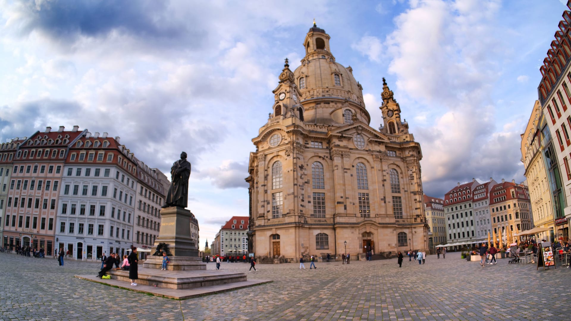 Dresden mit Frauenkirche (Archivbild): Dresden belegte bei dem bundesweiten Ranking den zweiten Platz.