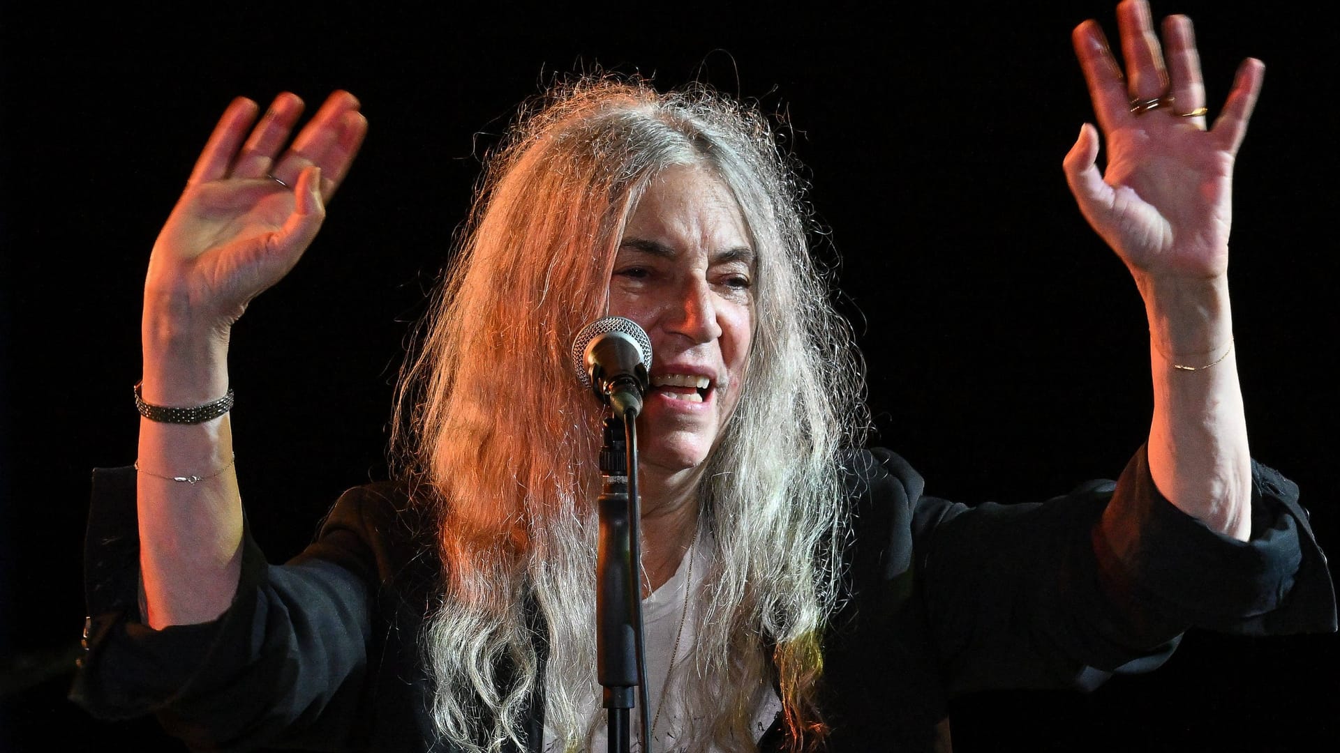 Patti Smith (Archivbild): Die "Godmother of Punk" hat dem Tagesspiegel vor ohrem Berlin-Konzert ein Interview gegeben. Patti Smith (Archivbild): Die "Godmother of Punk" hat dem Tagesspiegel vor ohrem Berlin-Konzert ein Interview gegeben.