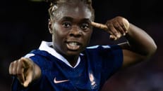 "Langsam, Bruder": Frankreich-Stars lachen Tränen