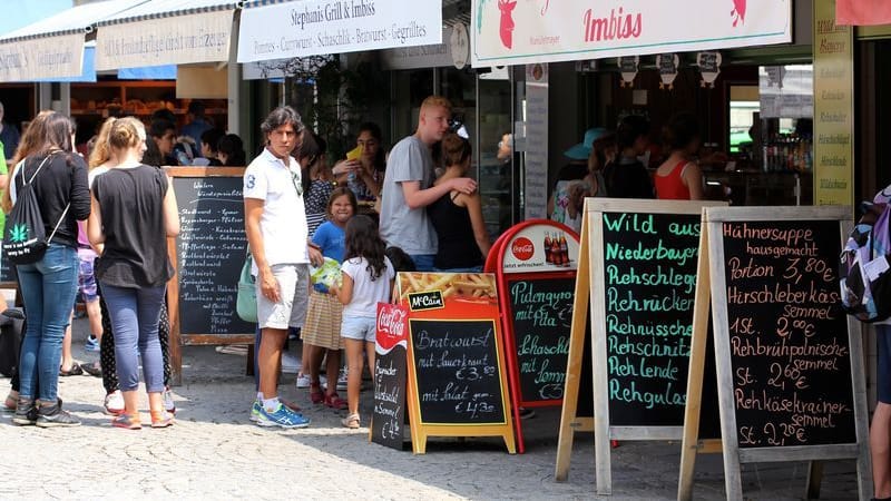 Über 200 Jahre alt ist der Viktualienmarkt, mittlerweile umfasst er 140 Stände. Schon lange wurde nichts mehr für die Erneuerung getan.