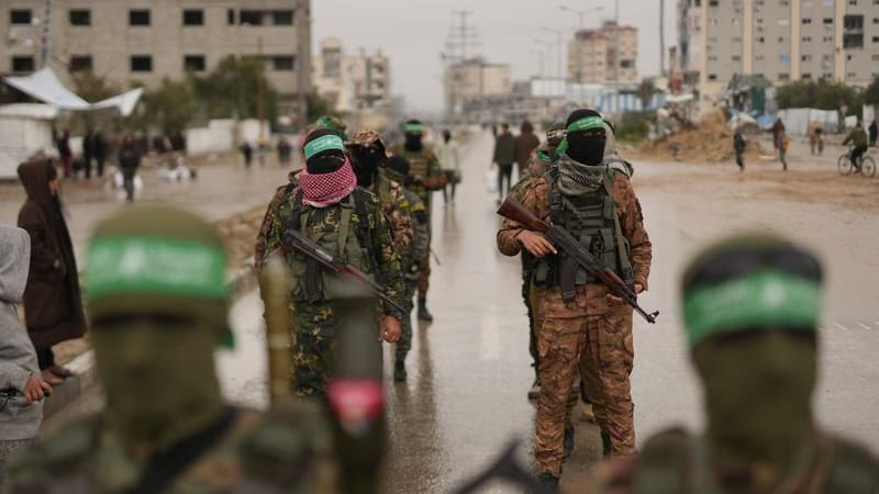 Vermummte und bewaffnete Mitglieder der Terrororganisation Hamas im Gazastreifen während einer früheren Waffenruhe.