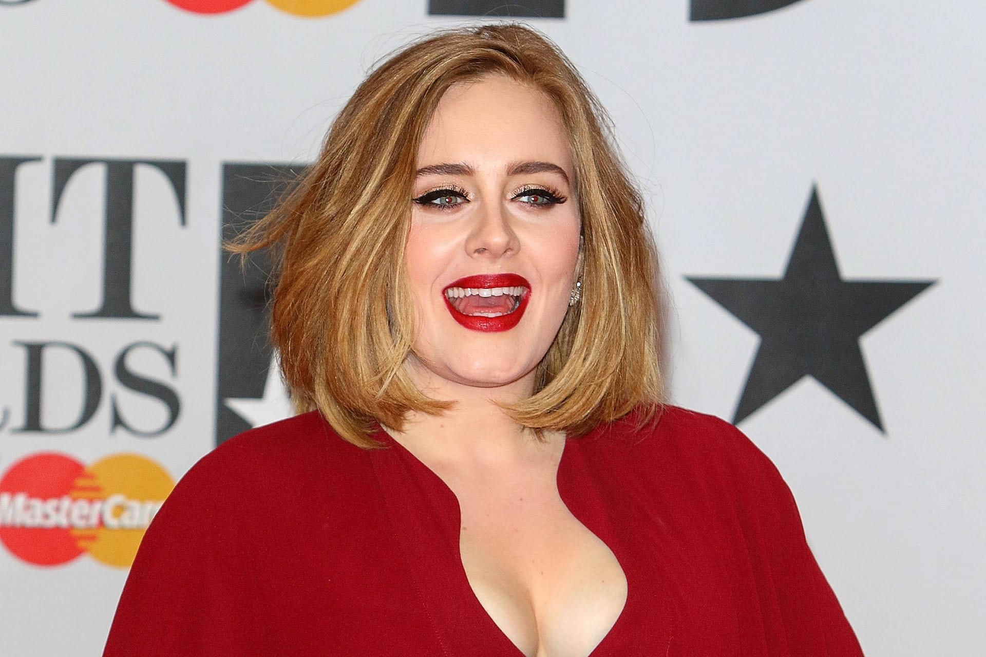 Adele: 2016. Adele: 2016.
