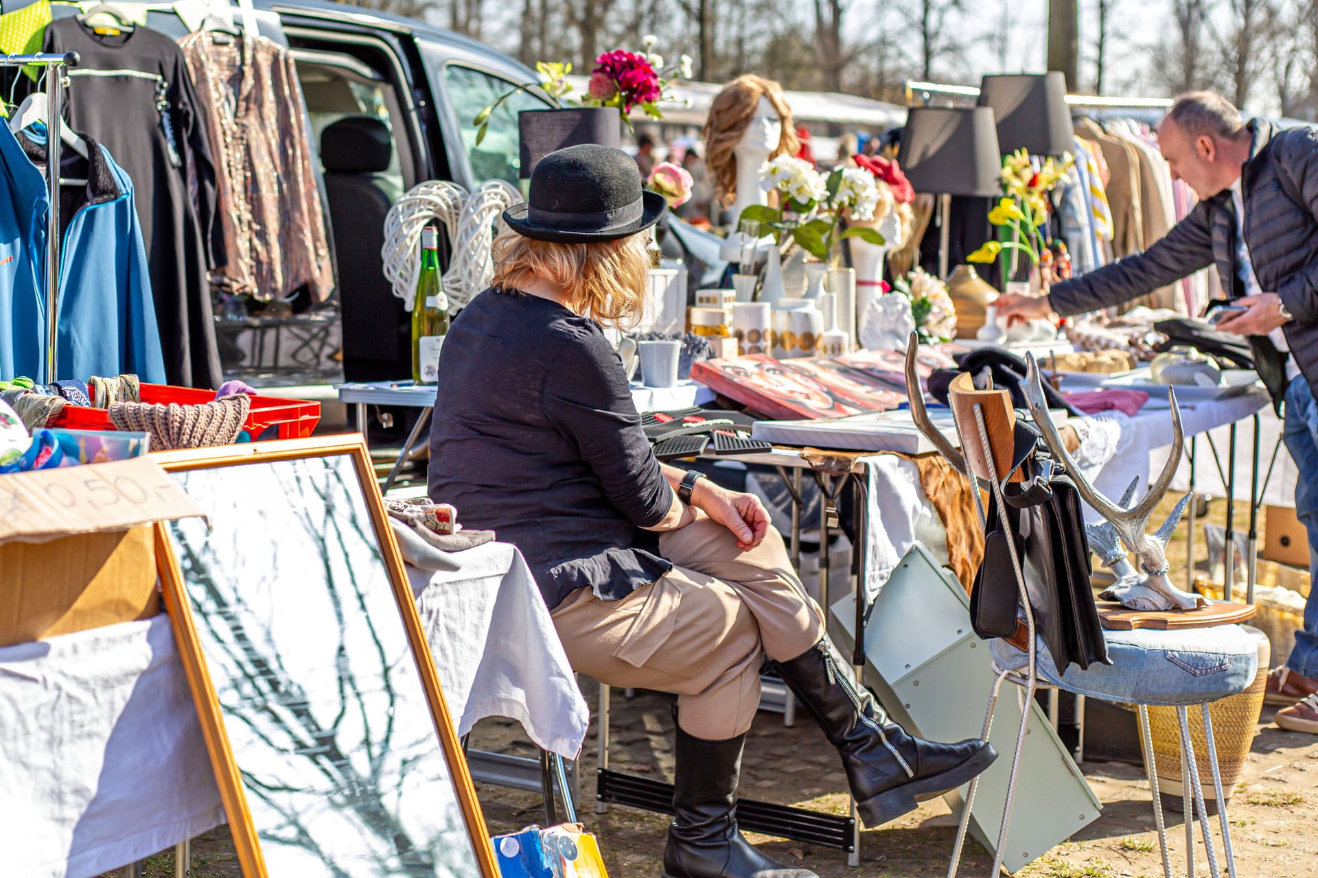 Flohmarkt (Symbolbild): Tausende zieht es nach Tostedt.