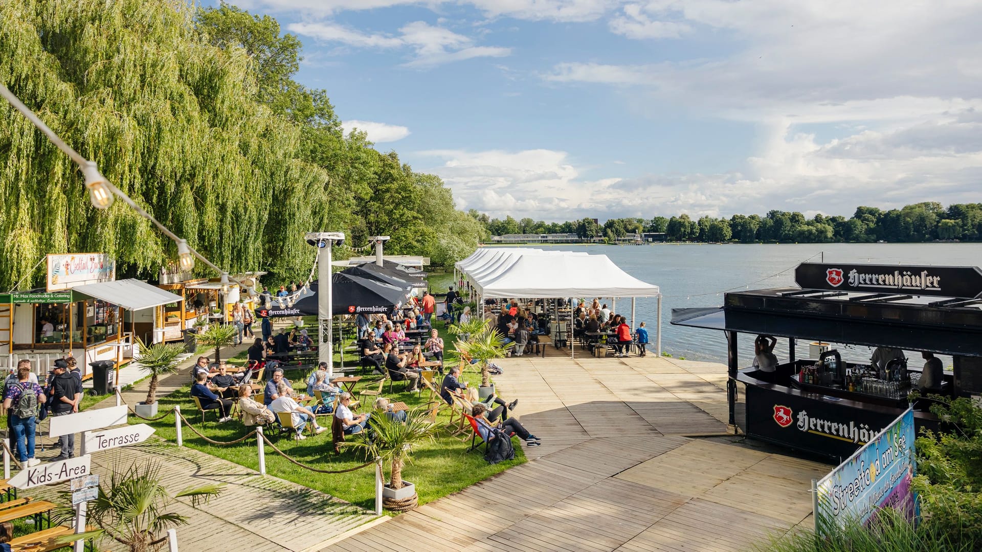 Die Löwenbastion beim Maschseefest in Hannover: Hier gibt es Streetfood am See.