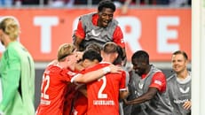 Der Betze bebt: Kaiserslautern ringt Schalke nieder