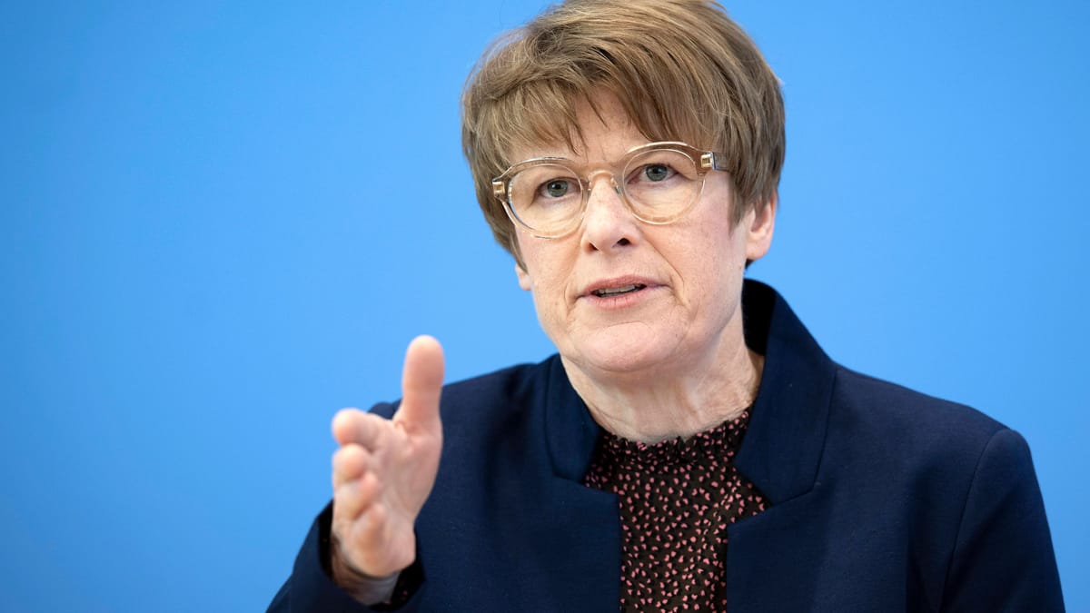 -konomin-Grimm-will-bei-Rente-und-Pflege-k-rzen
