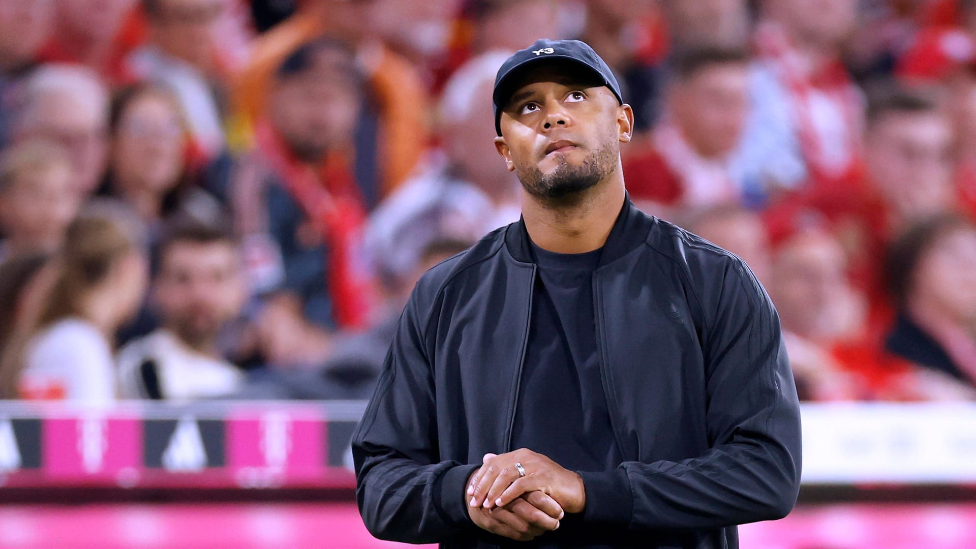 Vincent Kompany ist nun seit einem Jahr Trainer des FC Bayern München. Vincent Kompany ist nun seit einem Jahr Trainer des FC Bayern München.