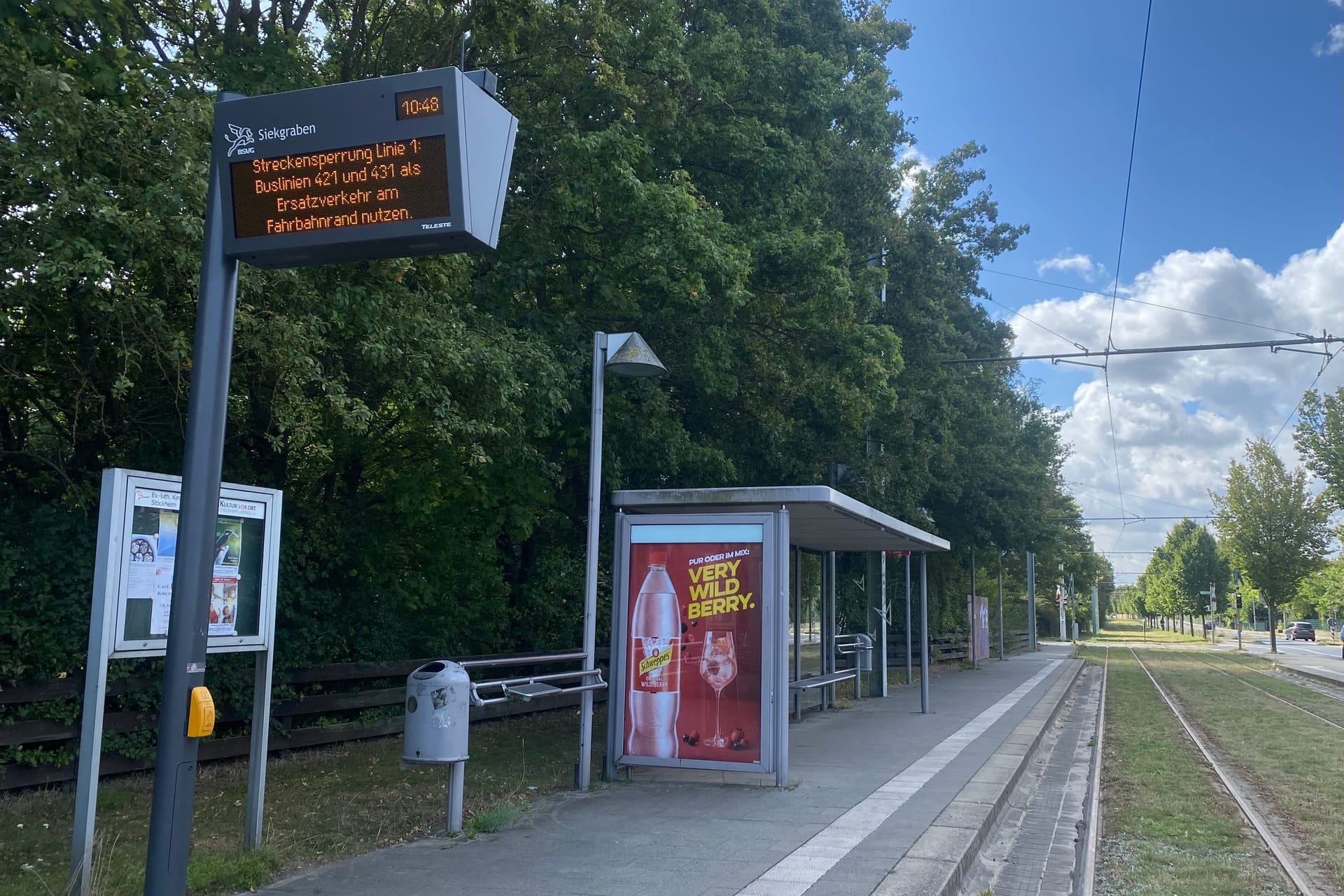 Haltestelle in Stöckheim: Hier fährt derzeit keine Straßenbahn.