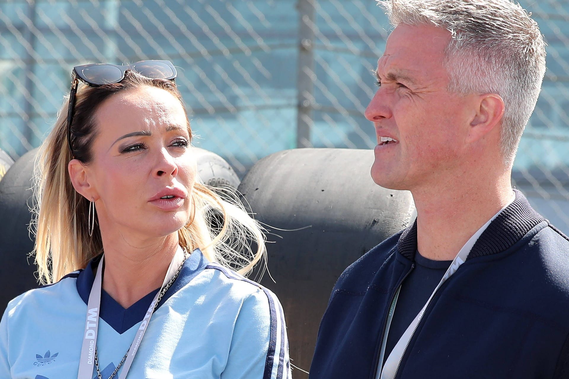 Cora und Ralf Schumacher im Jahr 2022 bei einem DTM-Lauf auf dem Nürburgring.