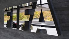 Schadenersatz für Spieler? FIFA und DFB drohen Sammelklagen