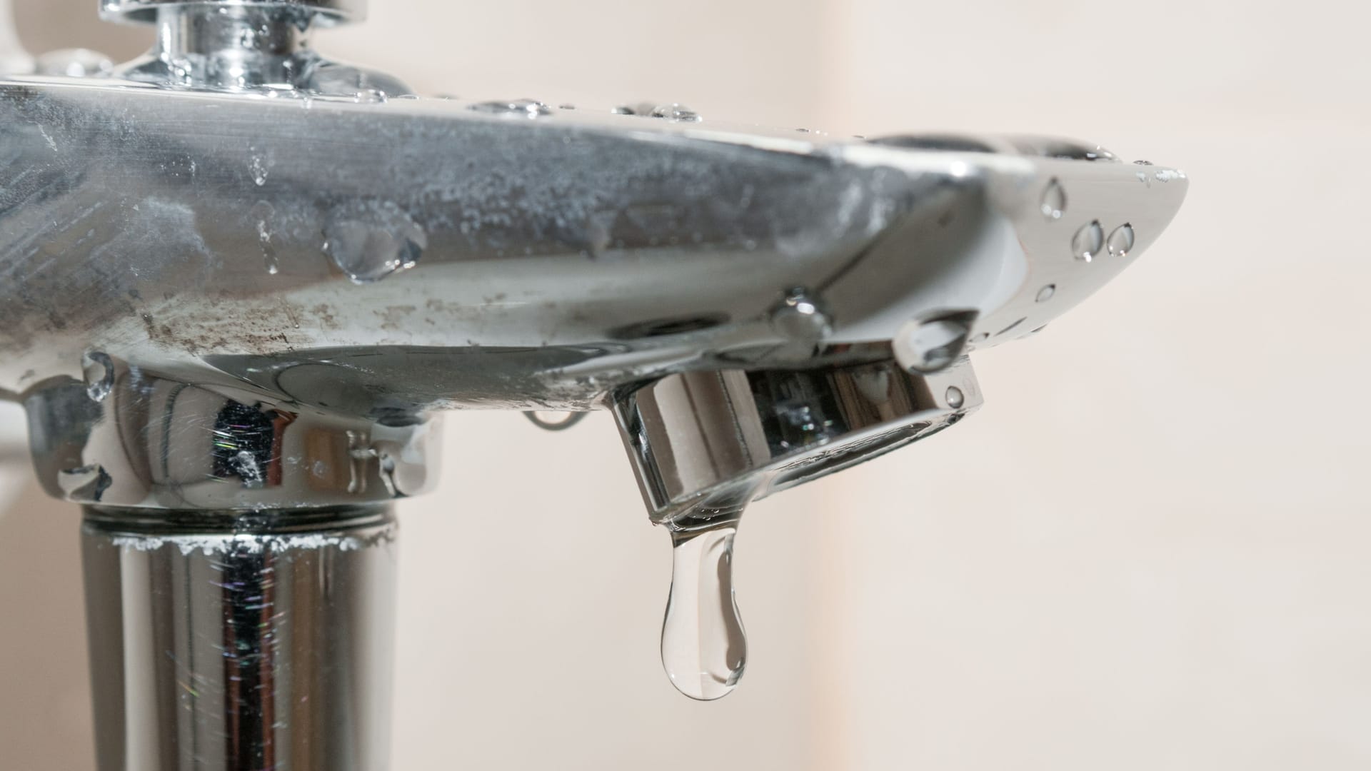 Tropfender Wasserhahn