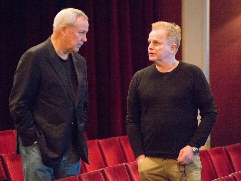 Regisseur Robert Wilson und Musiker Herbert Grönemeyer arbeiteten mehrfach am Theater zusammen.