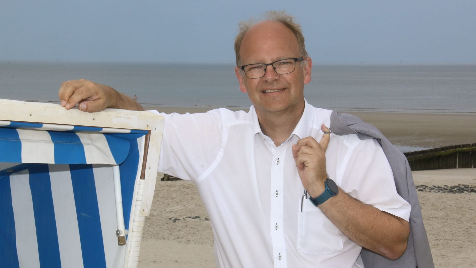 Sven Janisch möchte ebenfalls will Bürgermeister auf der Insel Wangerooge werden. Sven Janisch möchte ebenfalls will Bürgermeister auf der Insel Wangerooge werden.