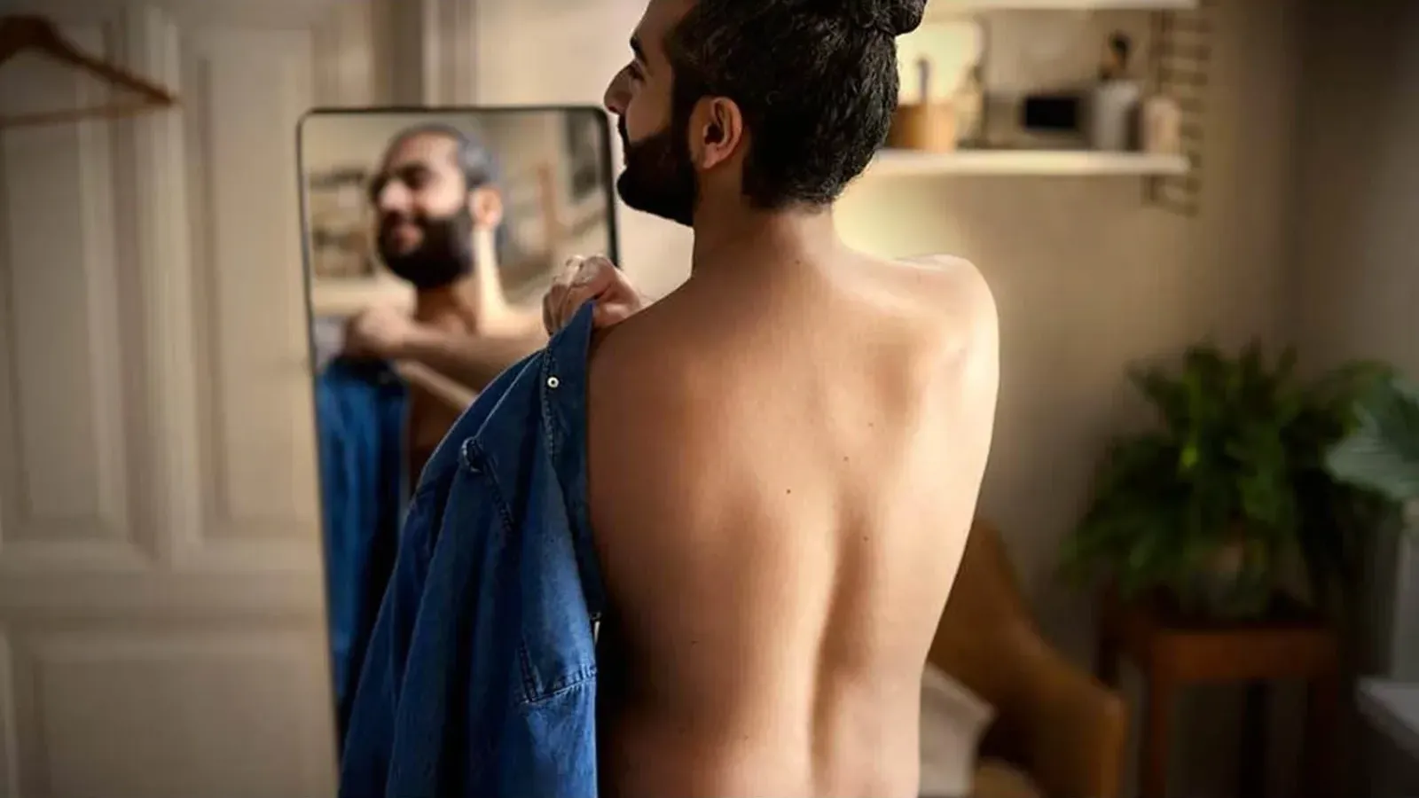 Mit einem Bodygrommer wie dem Philips Series 5000 gelingt die Körperrasur. Mit einem Bodygrommer wie dem Philips Series 5000 gelingt die Körperrasur.
