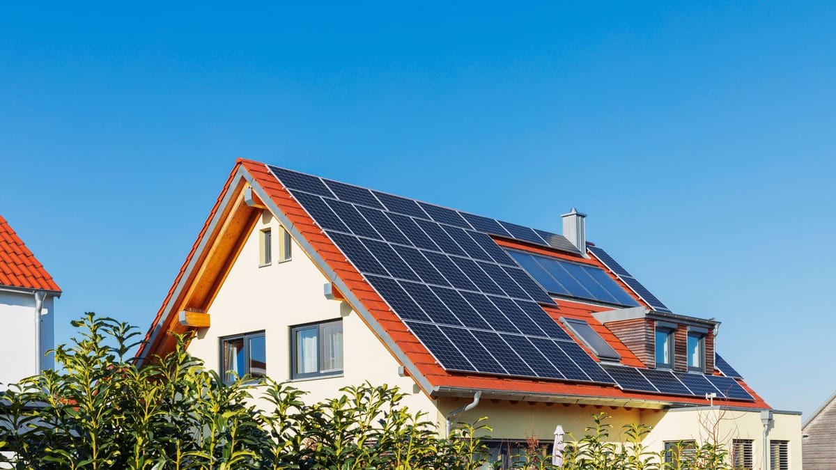 Blackout-Gefahr in Deutschland: BSI warnt vor ungesicherten Solaranlagen