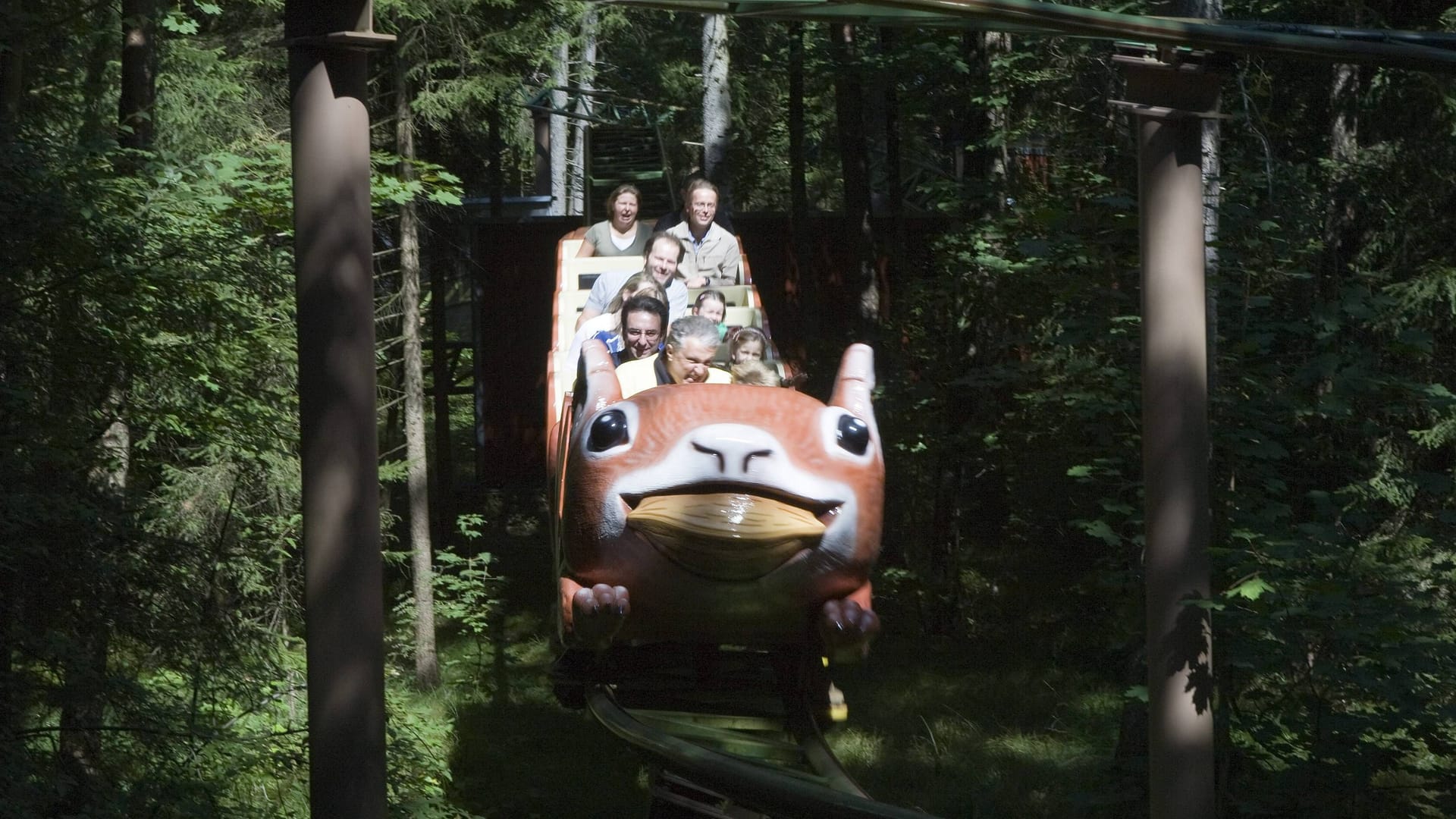 Mit der "Oachkatzlbahn" geht es durch den Wald (Archivbild). 40.000 Quadratmeter umfasst das Gelände.